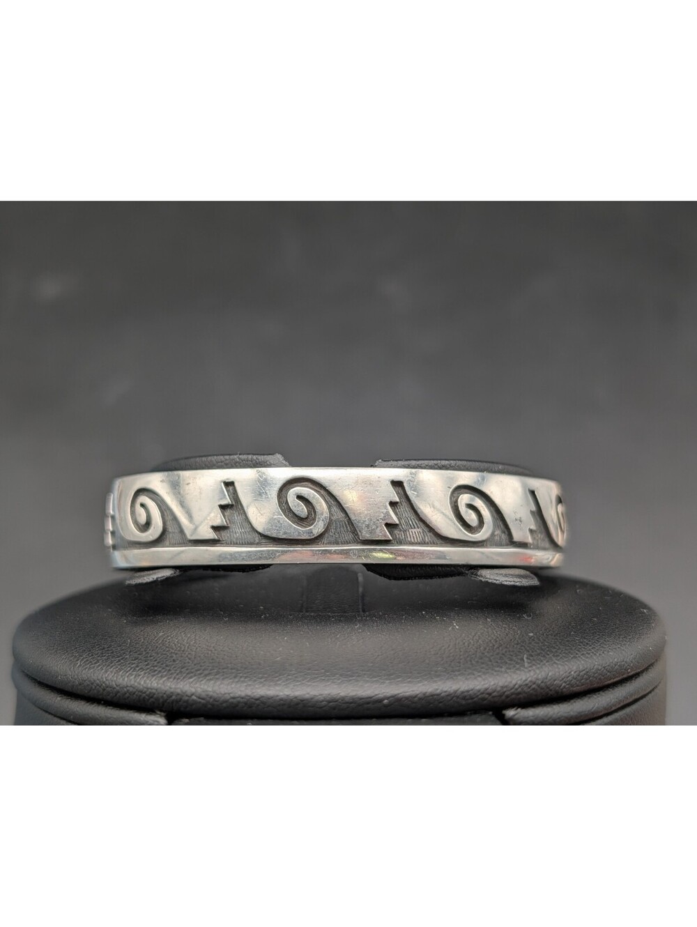 Vintage Hopi Lawrence Saufkie Sterling Silver Wave Overlay Cuff Bracelet Signed